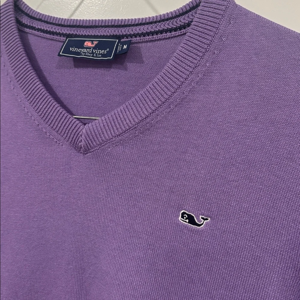 Vineyard Vines Women’s V-neck Sweater Medium - Picture 3 of 5